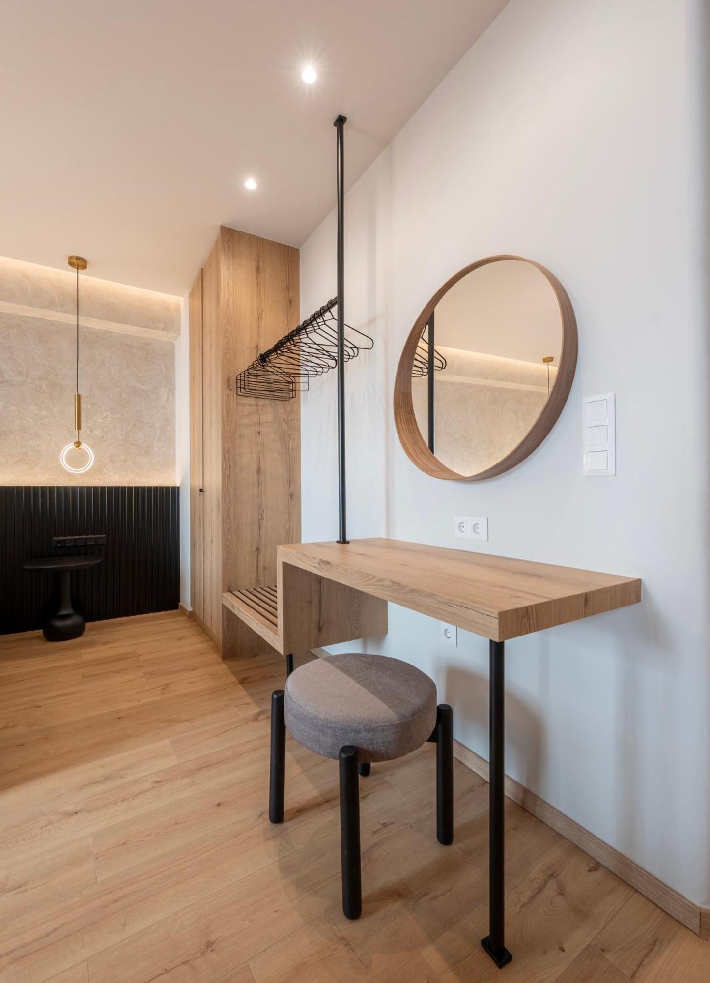 Derouse Eva Suite Jacuzzi & Sauna Athene Buitenkant foto